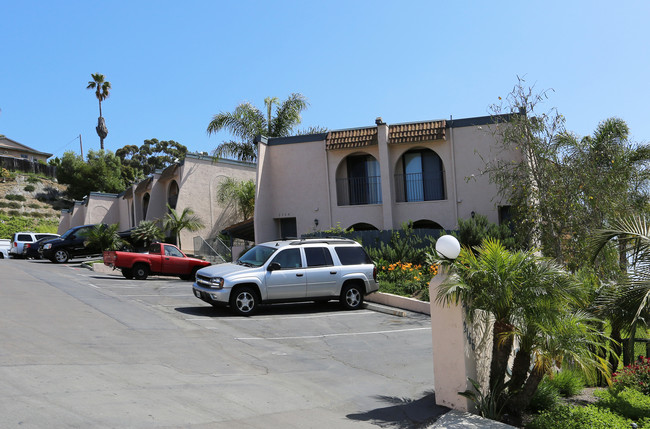 Casa Collado in Oceanside, CA - Building Photo - Building Photo