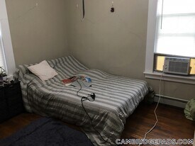 357 Windsor St in Cambridge, MA - Building Photo