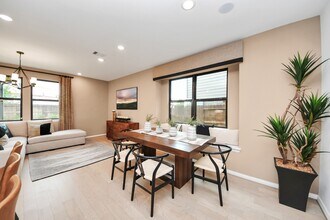 1418 Revolution Way in Missouri City, TX - Building Photo - Building Photo