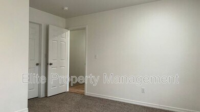 175 S Stardust Ct in Pueblo West, CO - Building Photo - Building Photo