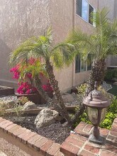 5139 Balboa Blvd, Unit 105 in Encino, CA - Building Photo - Building Photo