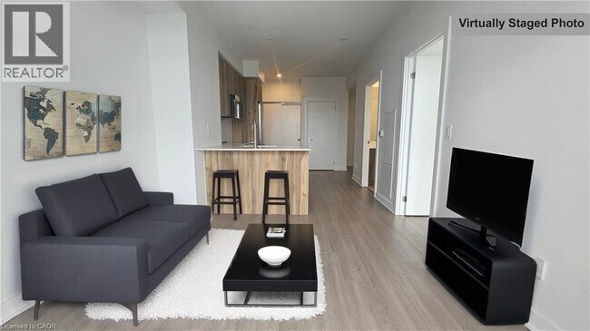 property at 25 Wellington St S