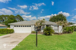 217 Meadow Vue Ln in Auburndale, FL - Building Photo