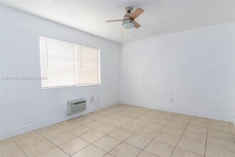 6921 Rue Vendome in Miami Beach, FL - Building Photo - Building Photo