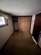 202 St Clair Ave SW in New Philadelphia, OH - Building Photo - Building Photo