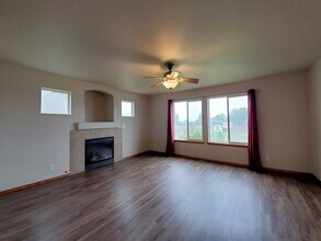 3708 W 19th Ct in Kennewick, WA - Building Photo - Building Photo