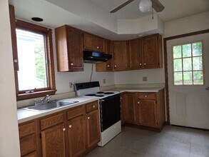 15 Clinton St in Montgomery, NY - Building Photo - Building Photo