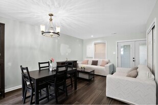 405 Westminster Ln in Stafford, VA - Building Photo