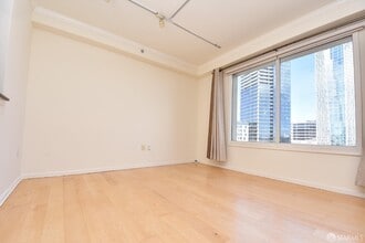 140 Van Ness Ave in San Francisco, CA - Building Photo - Building Photo