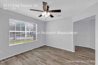 8537 Star Thistle Dr in Fort Worth, TX - Building Photo - Building Photo