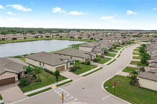 14608 Palamos Cir in Ft. Myers, FL - Building Photo