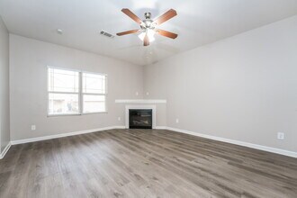 4014 Haworth Pkwy in Mcdonough, GA - Building Photo - Building Photo