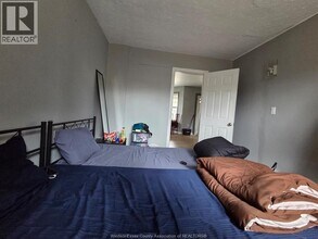 454 Rankin Ave in Windsor, ON - Building Photo - Building Photo