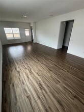 6562 Teramo Ter in Round Rock, TX - Foto de edificio - Building Photo