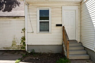 257 Alphonse St in Rochester, NY - Foto de edificio - Building Photo