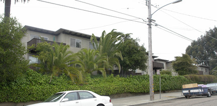 The Highland Apartments in Oakland, CA - Building Photo - Building Photo