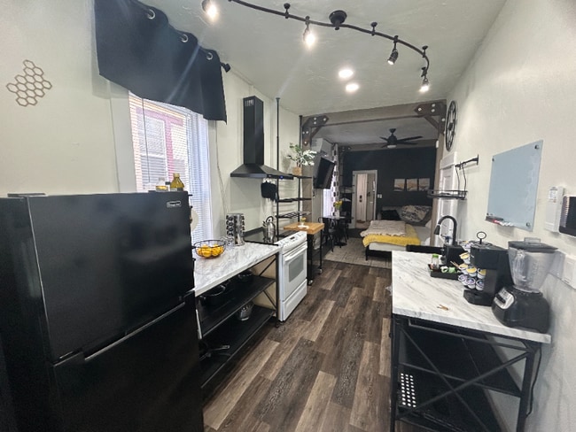 859 S Grn St in Salt Lake City, UT - Foto de edificio - Building Photo