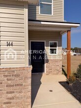 144 Dogwood St in Childersburg, AL - Building Photo - Building Photo