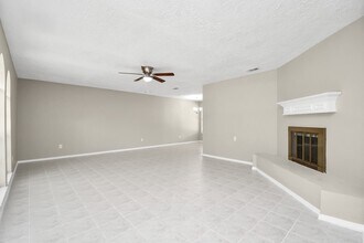 14235 Bella Dr in Cypress, TX - Building Photo - Building Photo