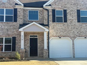 316 Horizon Trace in Loganville, GA - Building Photo - Building Photo