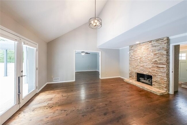 9805 Buice Rd in Alpharetta, GA - Building Photo - Building Photo