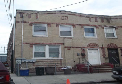 149-02 97th Ave in Jamaica, NY - Building Photo