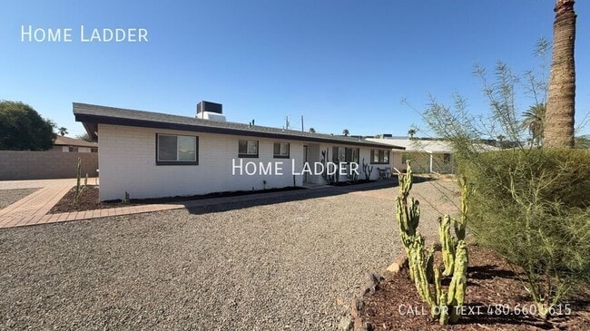 property at 842 N Las Palmas Dr