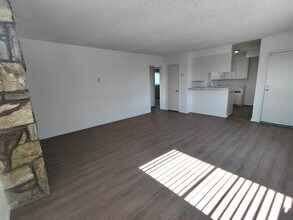 2620 Linden Ave in Long Beach, CA - Building Photo - Building Photo