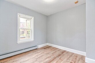 11 Knight St in Boston, MA - Building Photo - Building Photo