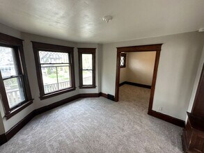 2130-2130 N 52nd St in Milwaukee, WI - Building Photo - Building Photo