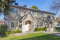 398 Bidwell Place in Chico, CA - Foto de edificio - Building Photo