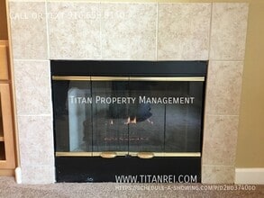 8144 Crystal Walk Cir in Elk Grove, CA - Building Photo - Building Photo
