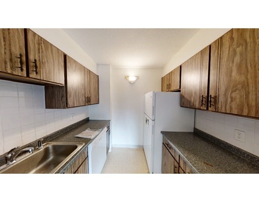 41 Marion St, Unit 6C