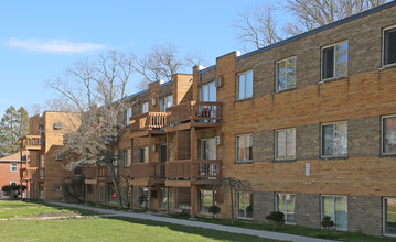 Washington House Apartments in Cincinnati, OH - Foto de edificio - Building Photo