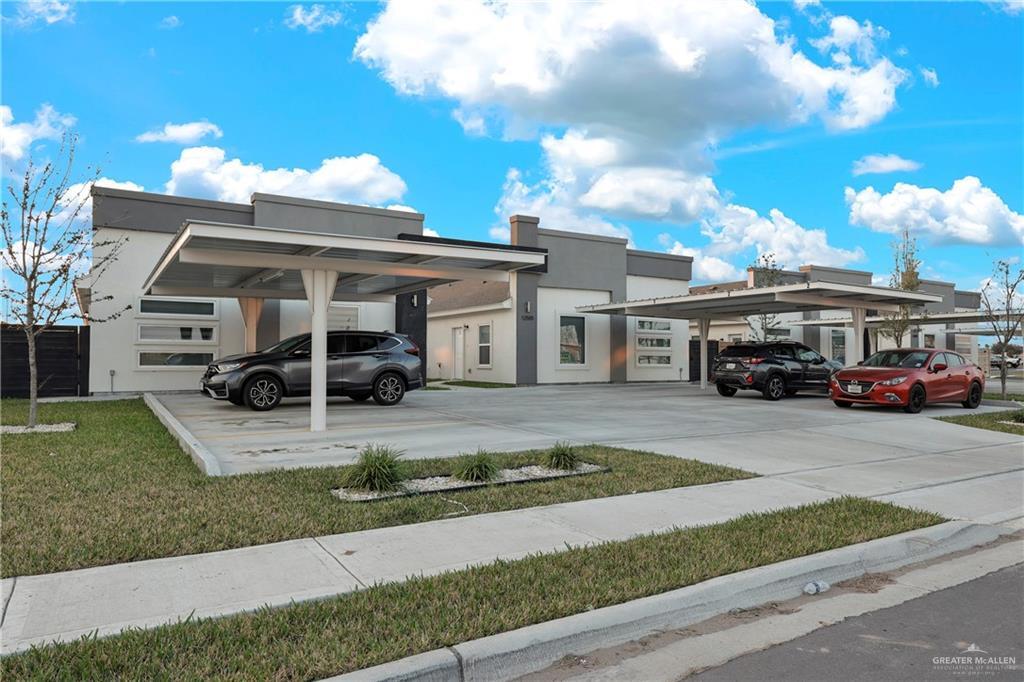 12505 N 39th Ln in McAllen, TX - Foto de edificio