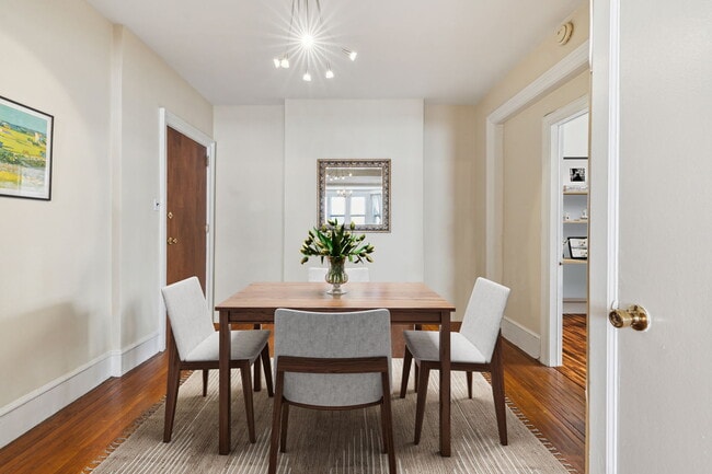 property at 2201 Chestnut St
