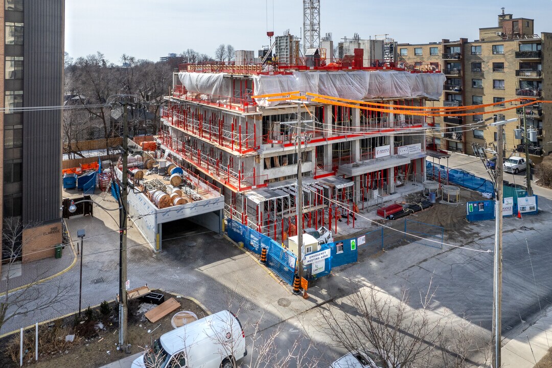 155 Elm Ridge Dr in Toronto, ON - Building Photo
