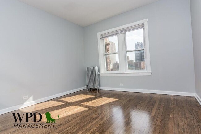 6756 S Crandon Ave in Chicago, IL - Building Photo - Building Photo