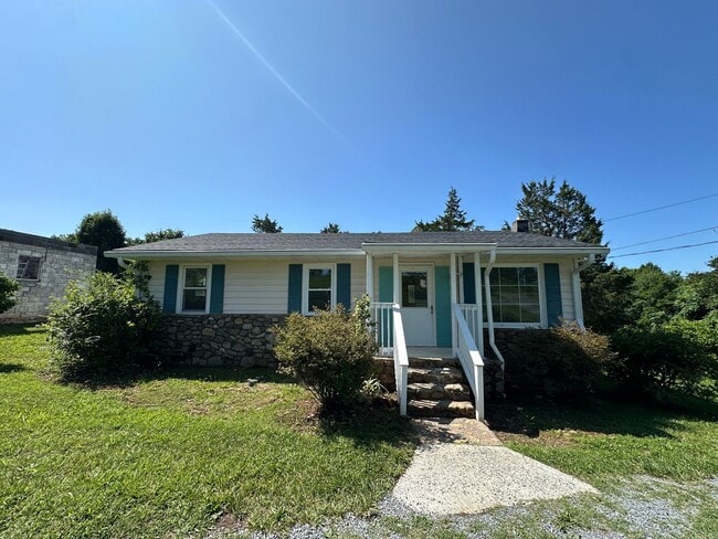 property at 972 Lynbrook Rd