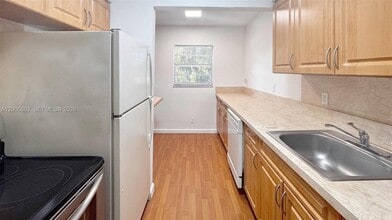 1522 NE 34th Ct in Oakland Park, FL - Building Photo - Building Photo