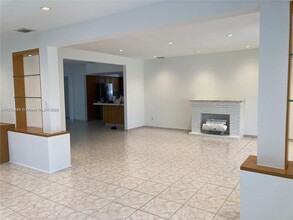 9440 Carlyle Ave in Surfside, FL - Building Photo - Building Photo