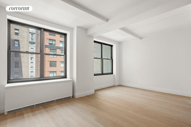 720 W End Ave in New York, NY - Building Photo - Building Photo