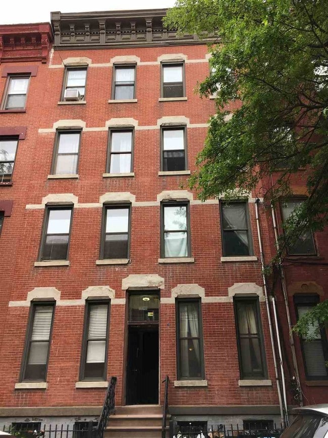 property at 206 7th St