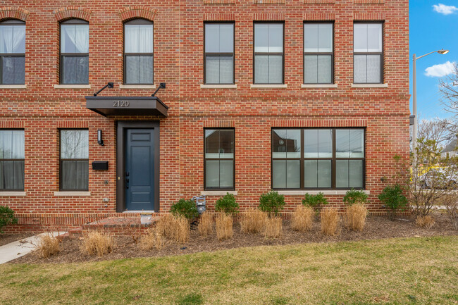 Veitch Place in Arlington, VA - Foto de edificio - Building Photo