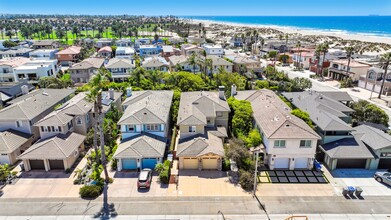 5032 Amalfi Way in Oxnard, CA - Building Photo - Building Photo