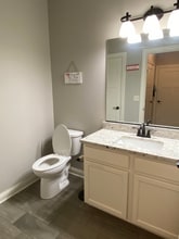 1232 SE Birch Ln in Ankeny, IA - Foto de edificio - Building Photo