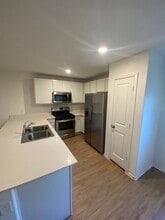 1411 Las Cuevas Dr in Conroe, TX - Building Photo - Building Photo