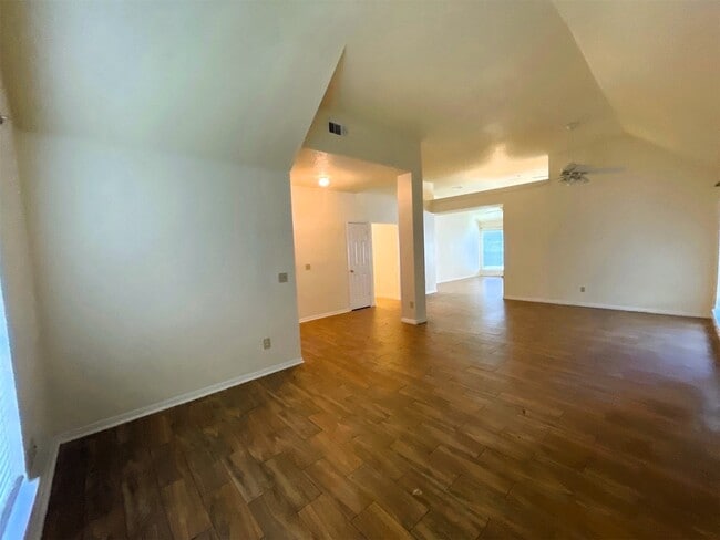 property at 107 S Village Knoll Cir