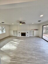 288 Diagonal St in Saint George, UT - Building Photo - Building Photo