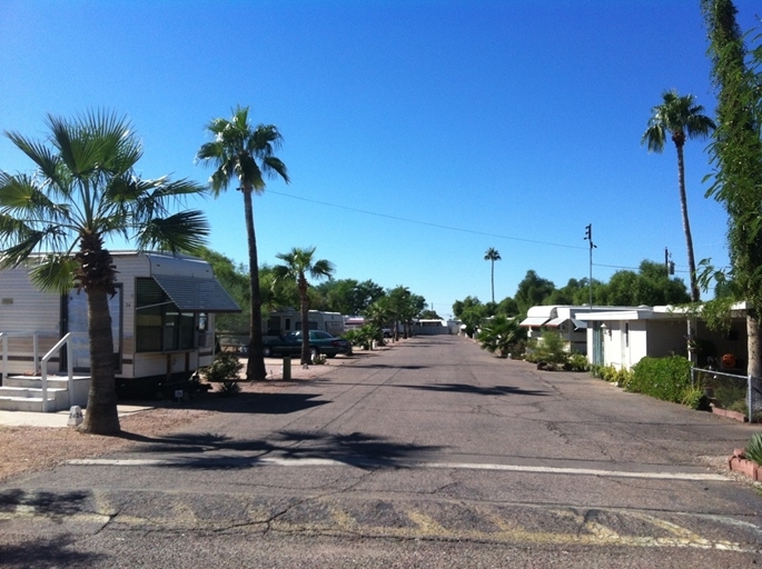 Desert Queen Mobile Home Park in Apache Junction, AZ - Building Photo